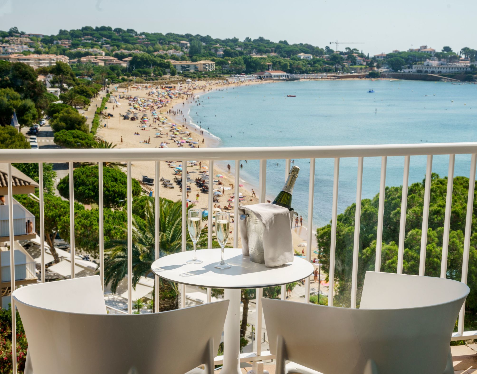 Standard double room with sea view