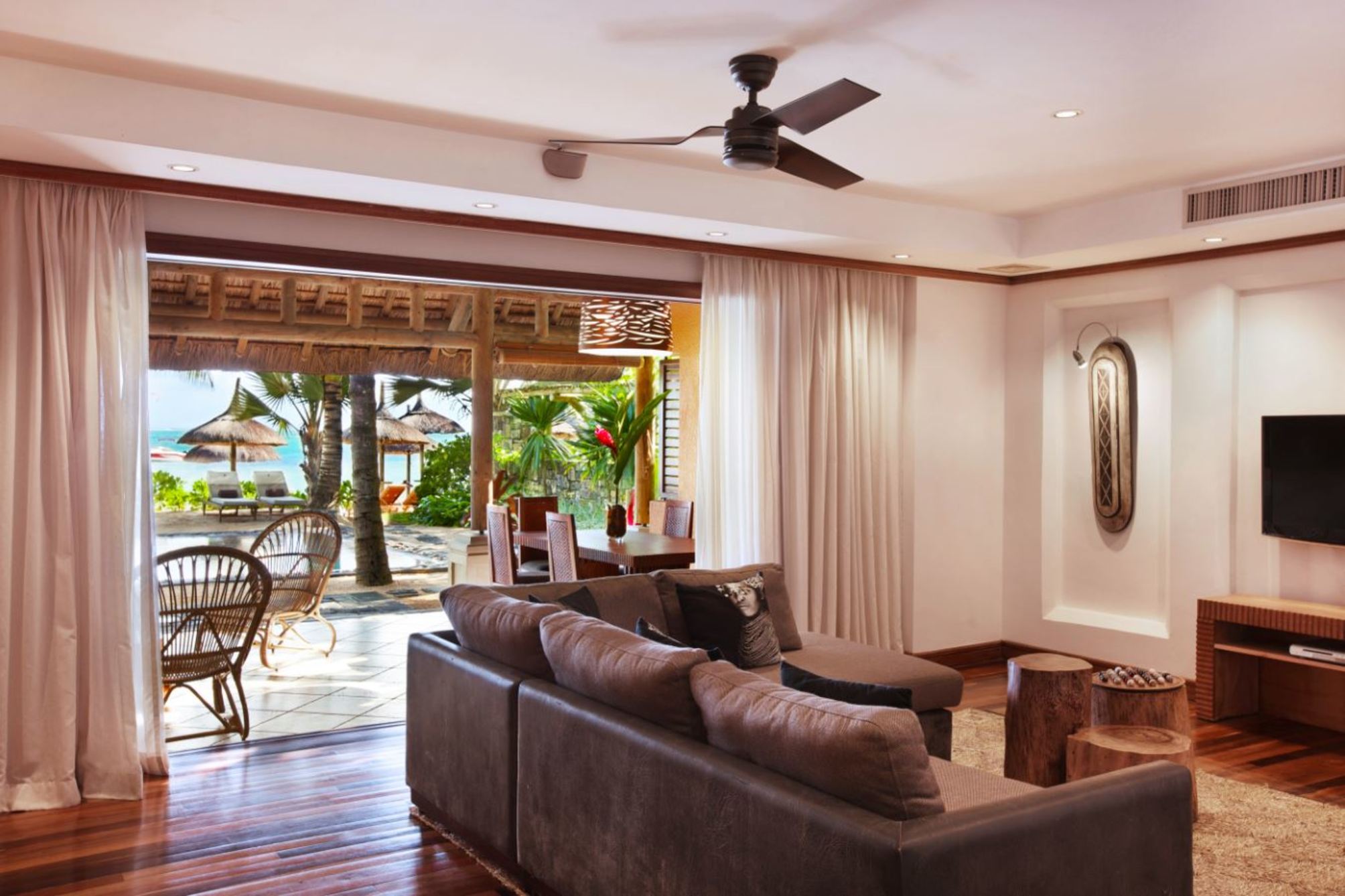 

Bari - Bel Ombre - Heritage Awali Golf & Spa Resort - All Inclusive