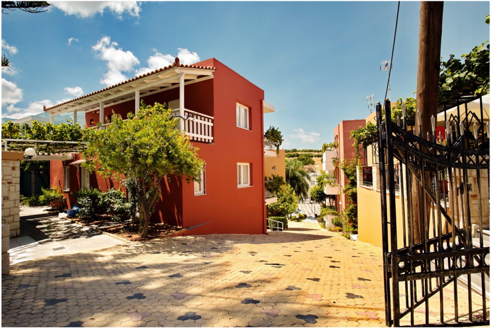 

Bologna - Kato Gouves - Bellos Hotel Apartments