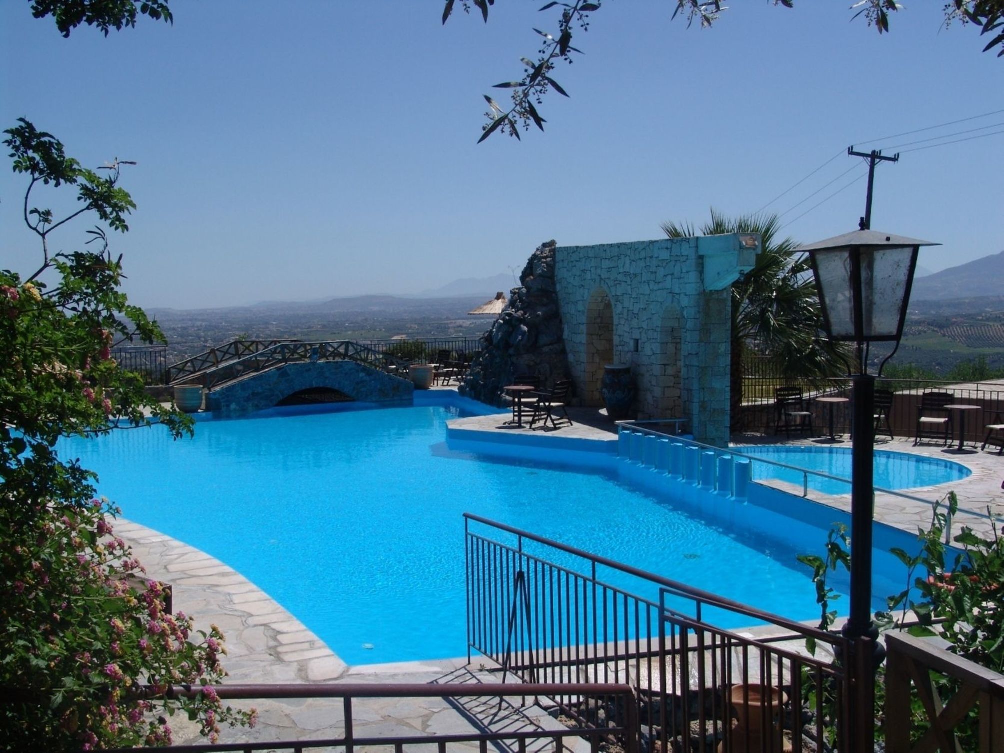

Firenze - Amoudara Herakliou - Arolithos Traditional Village Hotel