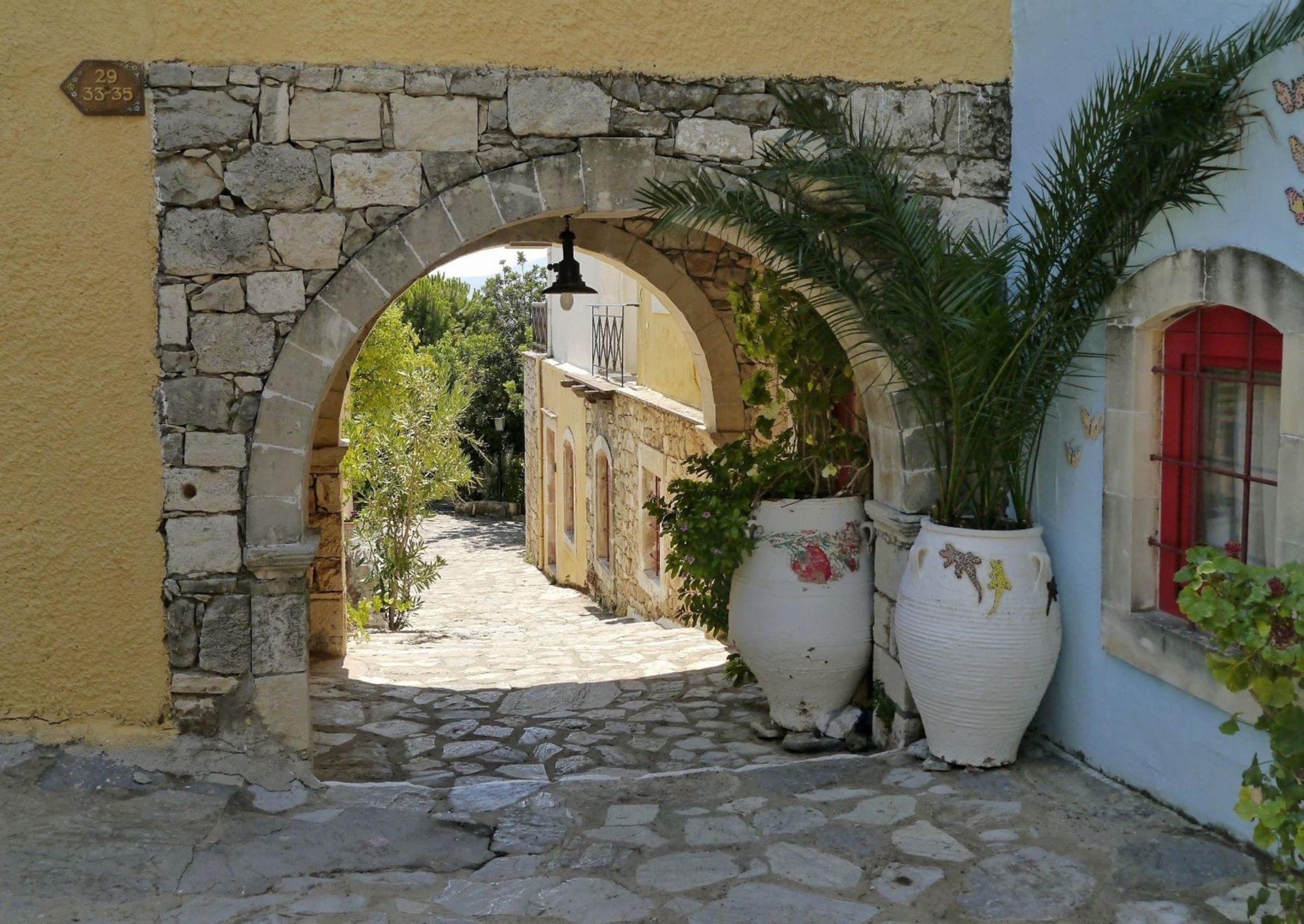 

Bologna - Amoudara Herakliou - Arolithos Traditional Village Hotel