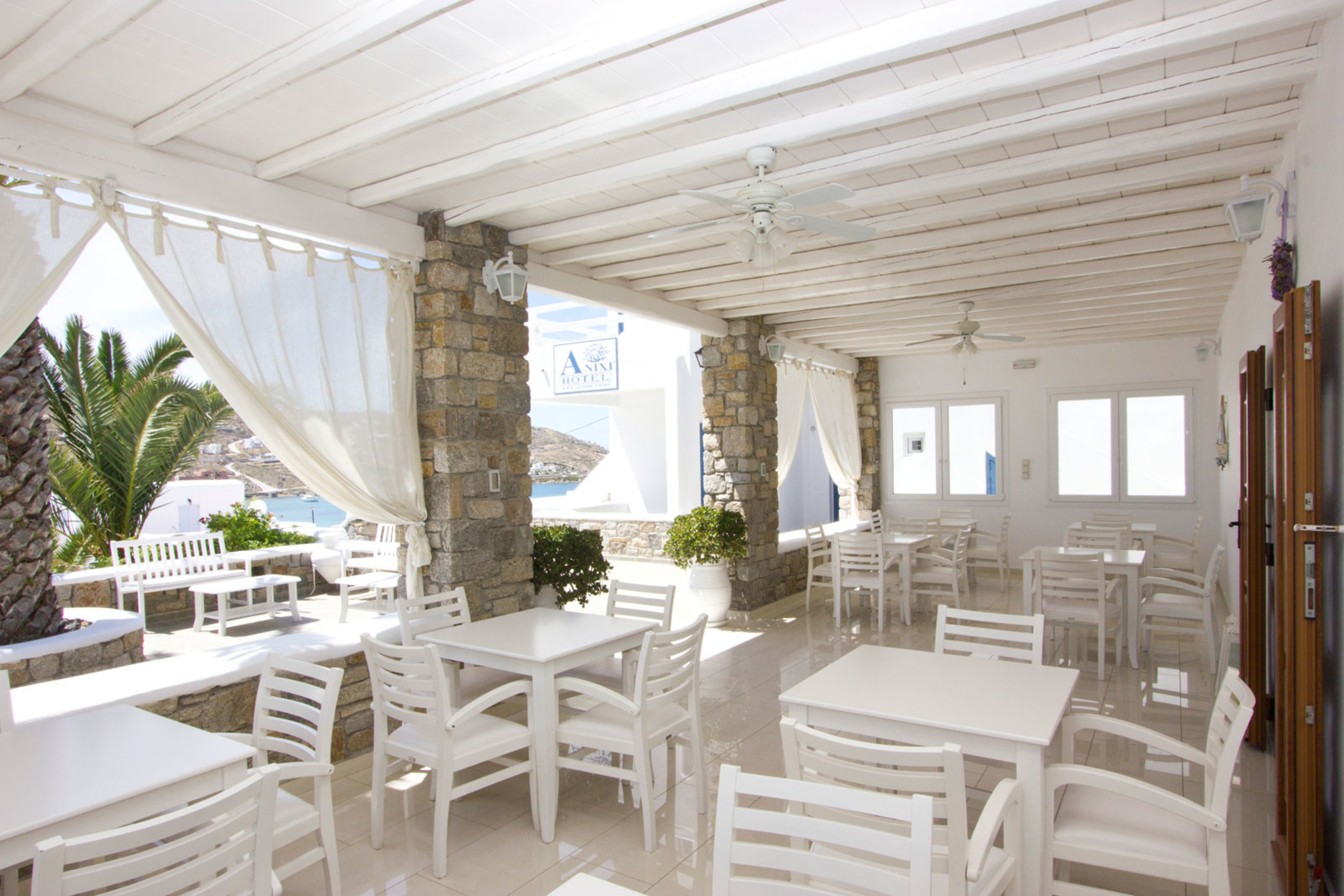 

Bologna - Agios Sostis Mykonos - Anixi Hotel