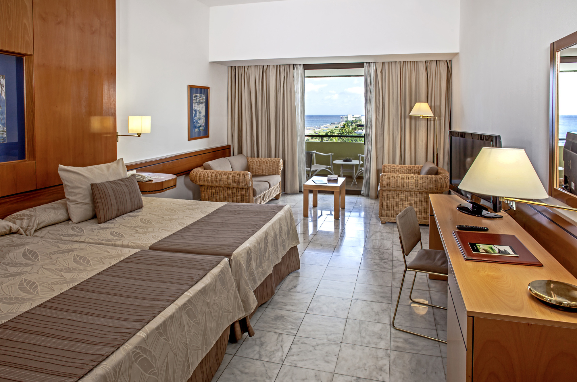 Single Room, Sea view