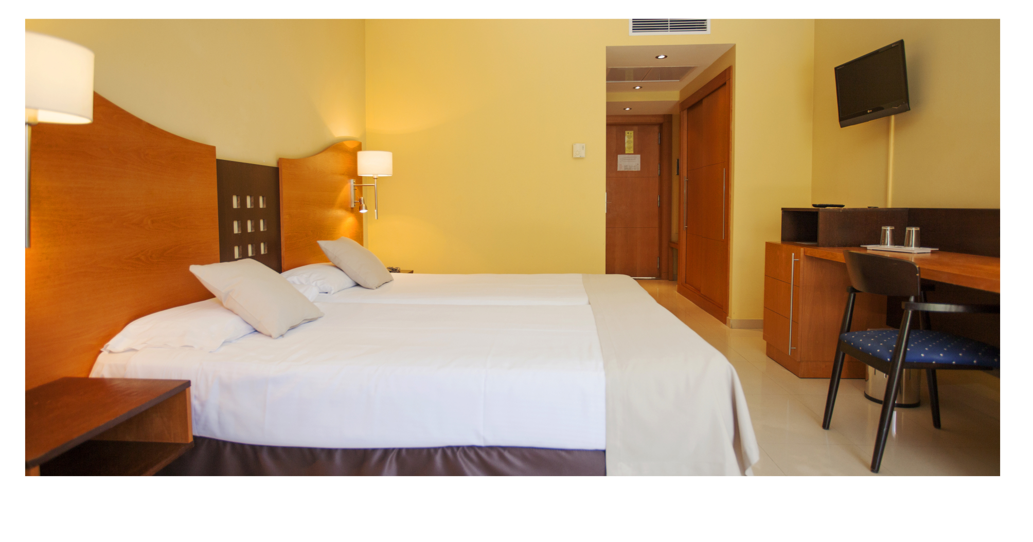Chambre double, vue sur le jardin, terrasse