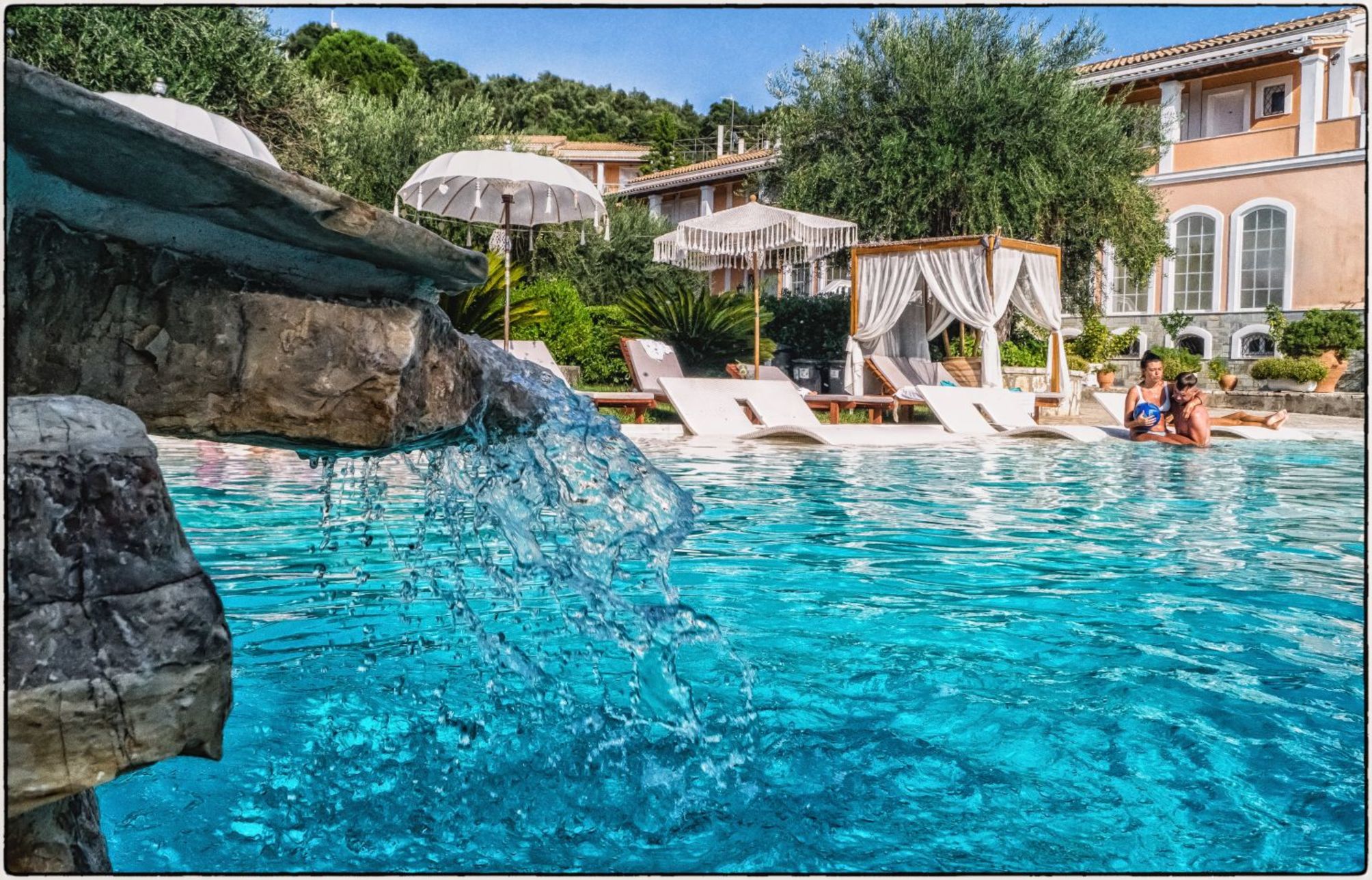 

Roma - Potamós - Nefeli Hotel