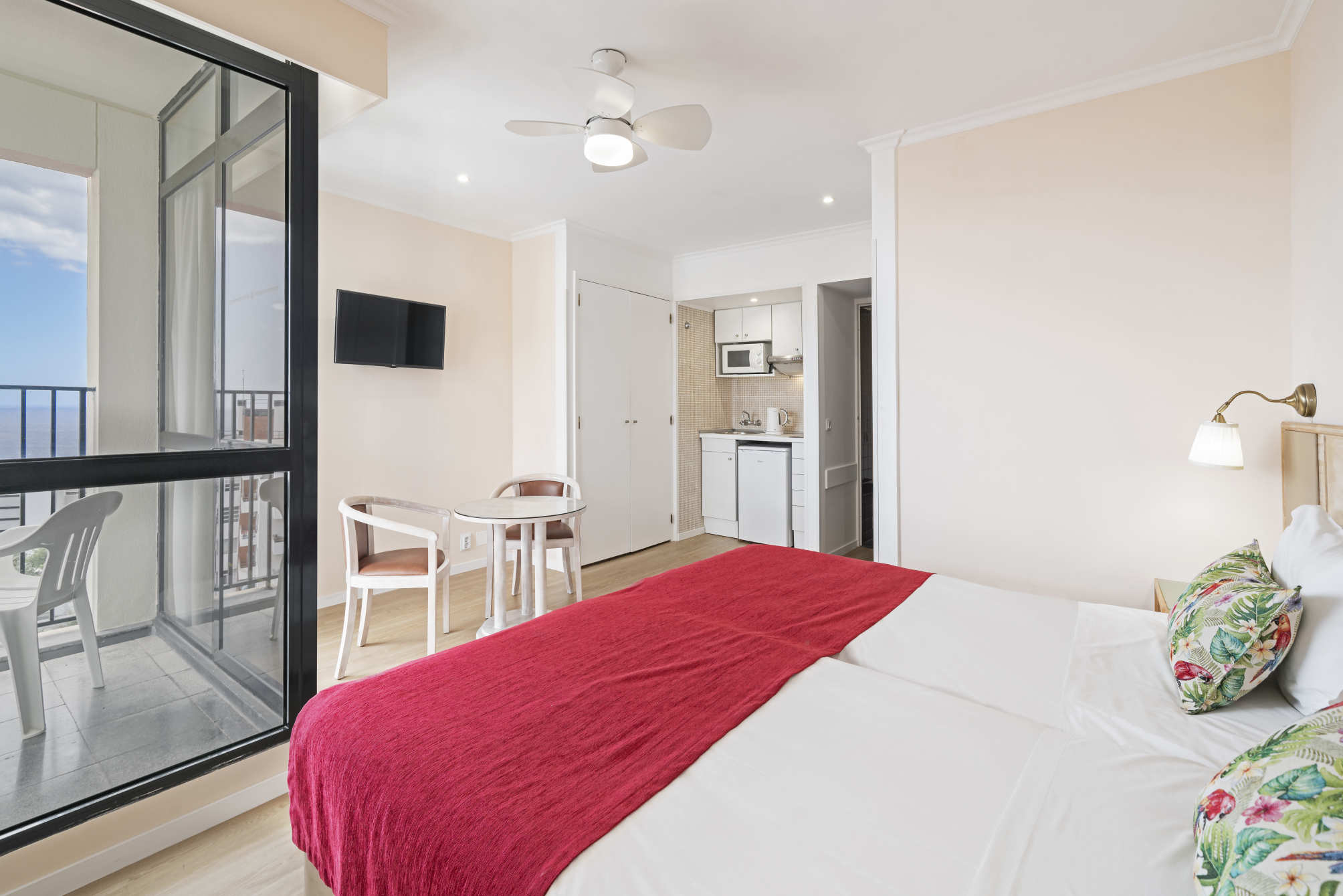 

Venezia - Caniço - Buganvilia Studio Hotel