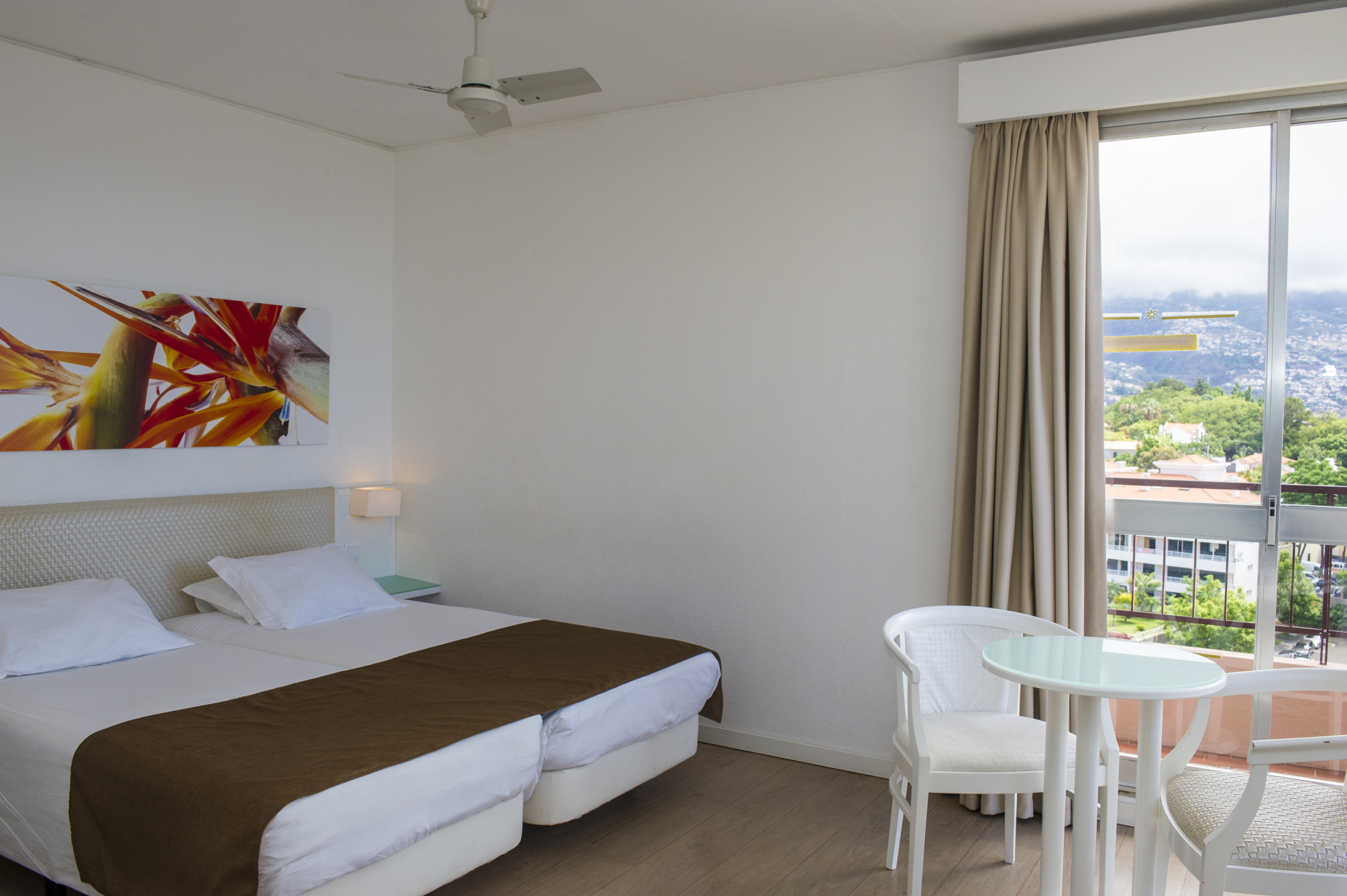 

Roma - Funchal - Estrelicia Hotel