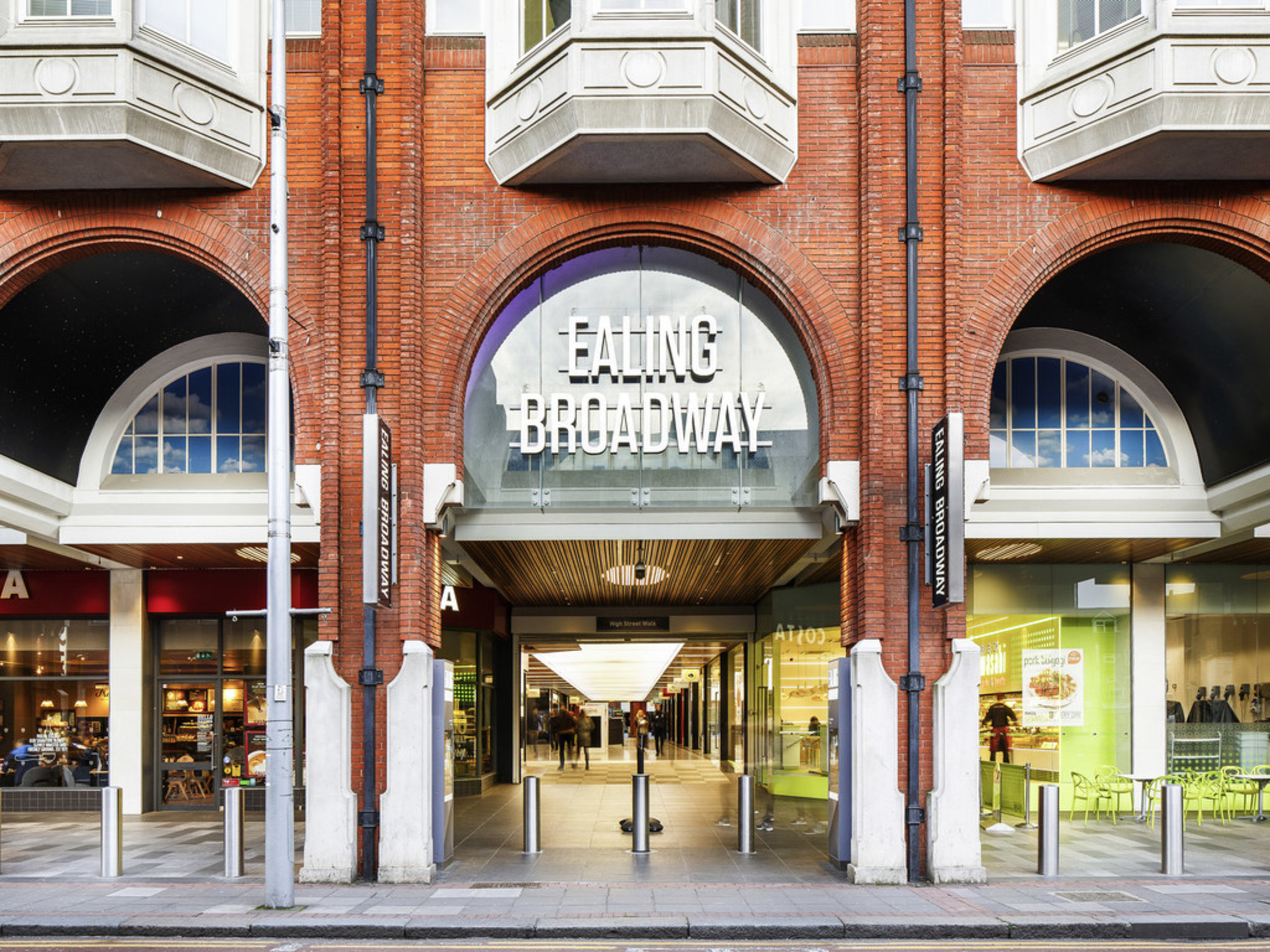 

Milano - Slough - ibis Styles London Ealing