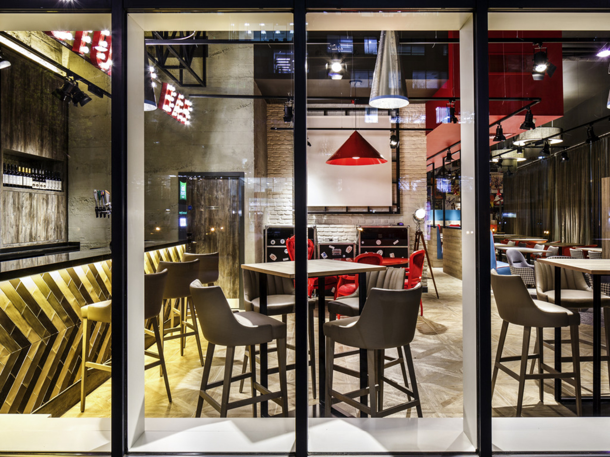 

Torino - Hounslow - ibis Styles London Ealing