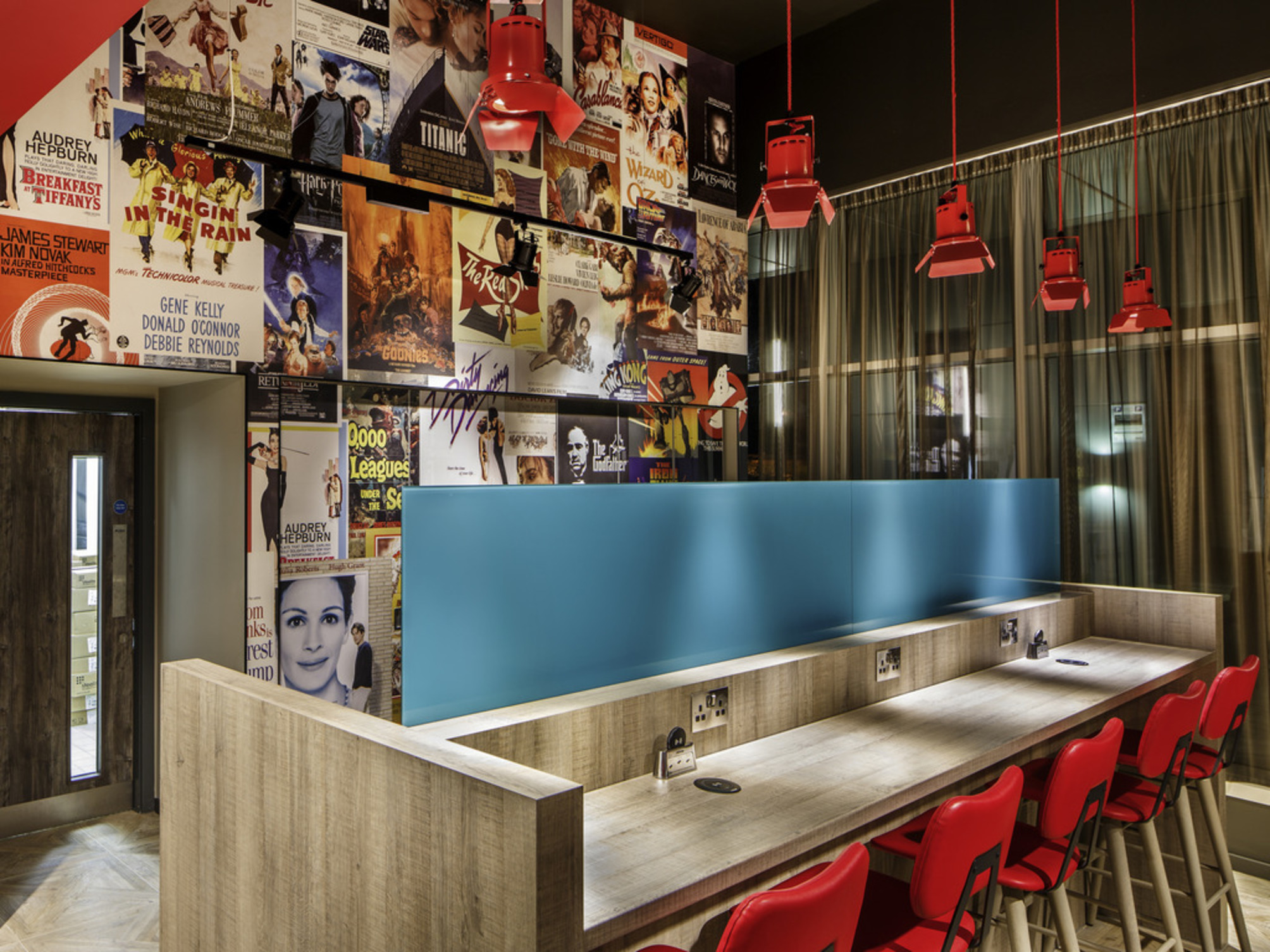

Roma - Slough - ibis Styles London Ealing