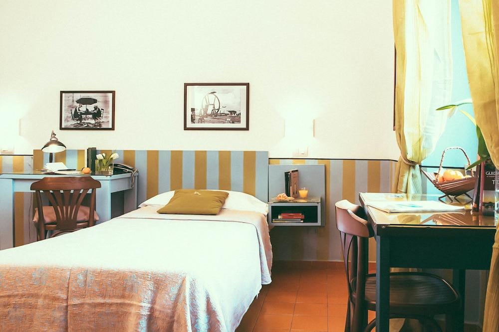 

Milano - Ostia Lido - Hotel Sirenetta