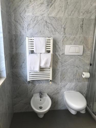 

Palermo - Alassio - Hotel Adler
