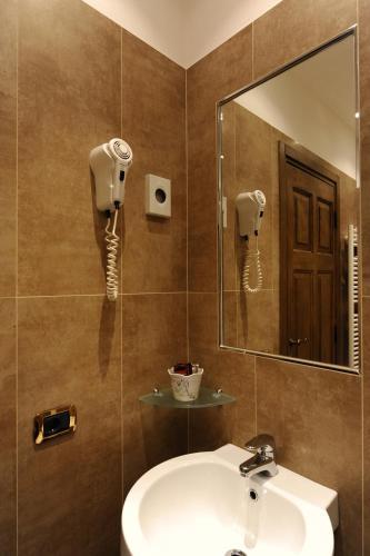 

Cagliari - Busto Arsizio - Hotel City Legnano