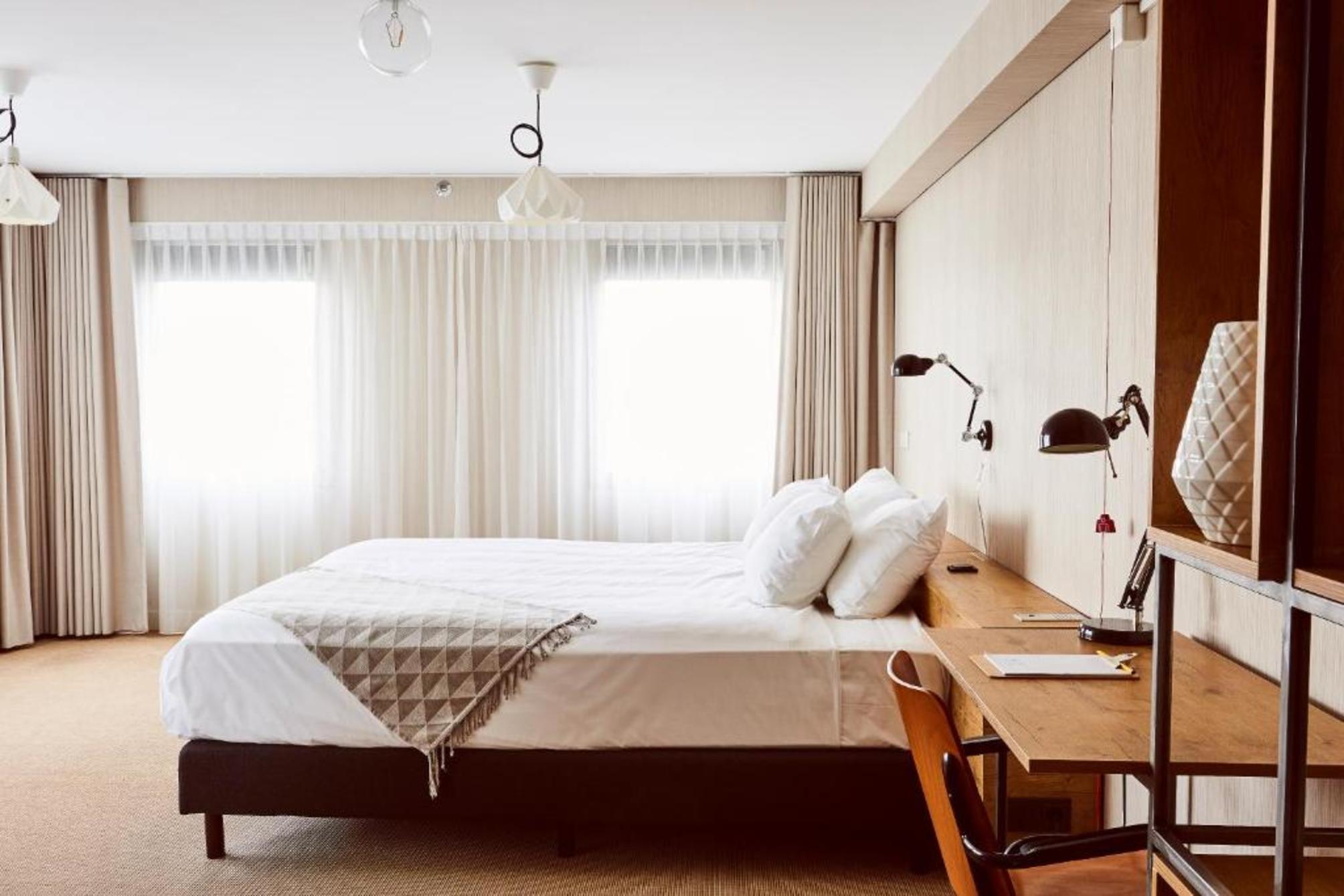 

Napoli - Plumstead - Good Hotel London