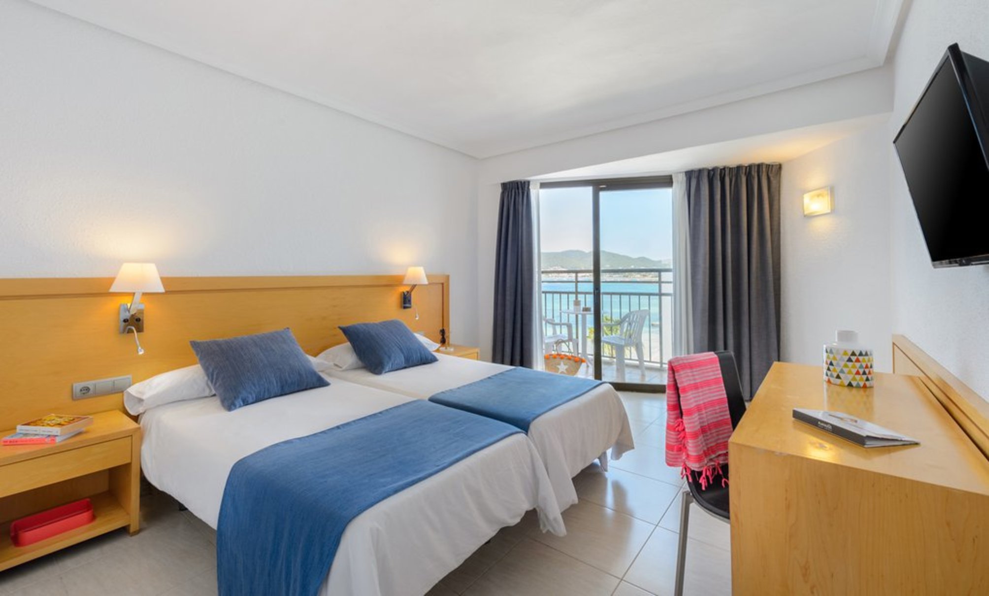 

Napoli - San José de Sa Talaia - Hotel Vibra San Remo