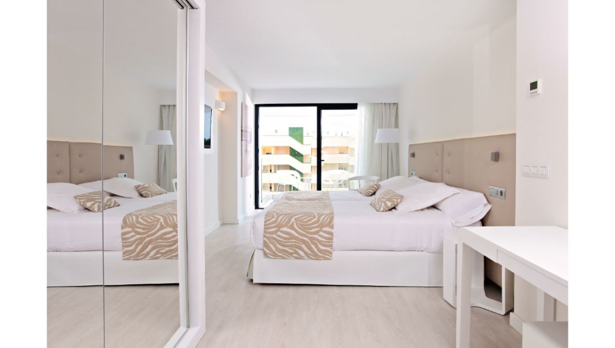 

Genova - Cala Millor - Iberostar Waves Cala Millor -Adults Only