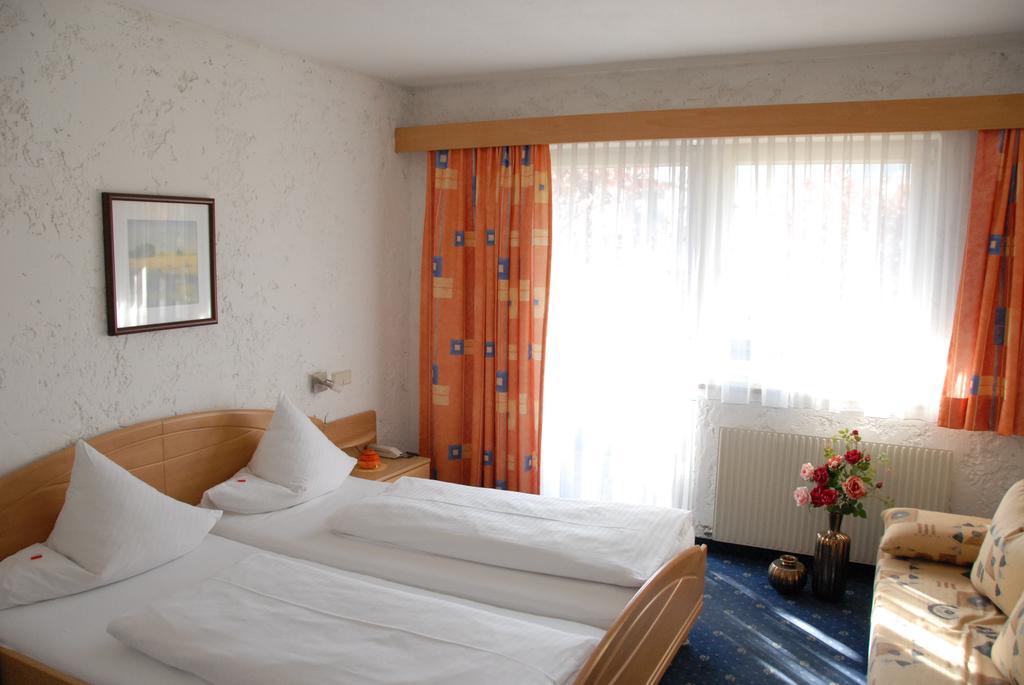 

Napoli - Innsbruck - Hotel Edelweiss