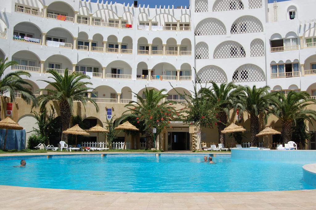 

Venezia - Monastir - Delphin Ribat