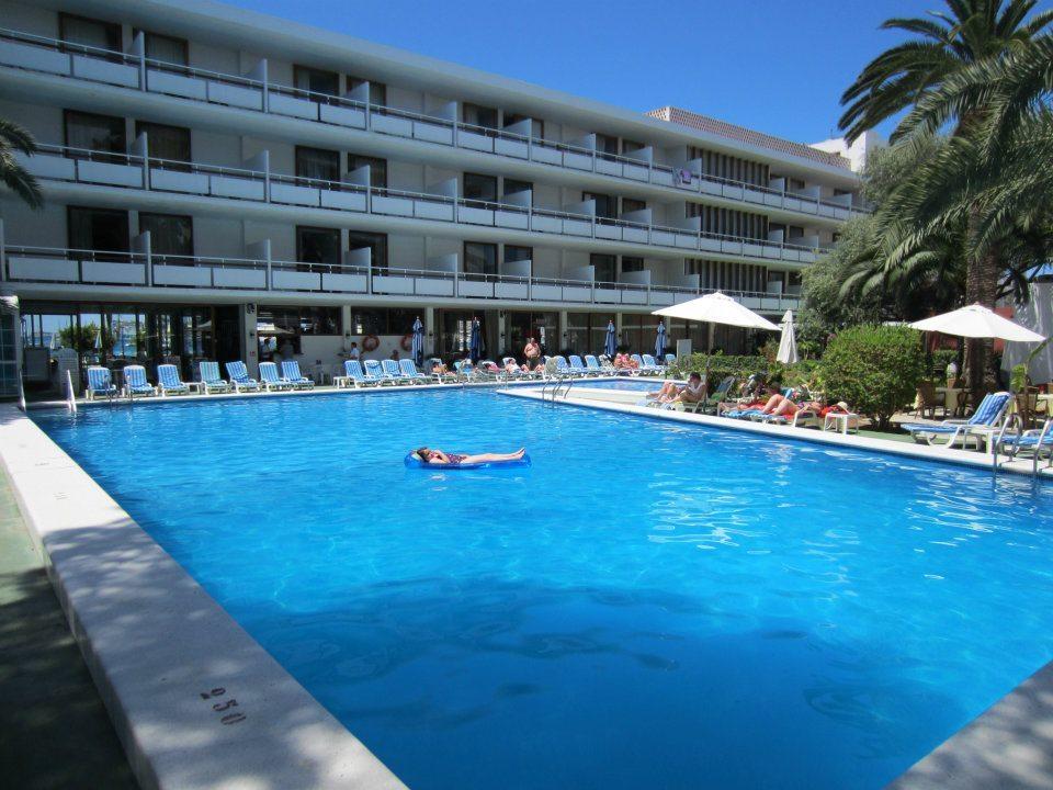 

Napoli - San Antonio de Portmany, Ibiza - Hotel Arenal