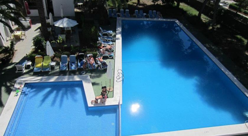 

Bologna - Bahia de Sant Antoni - Hotel Arenal