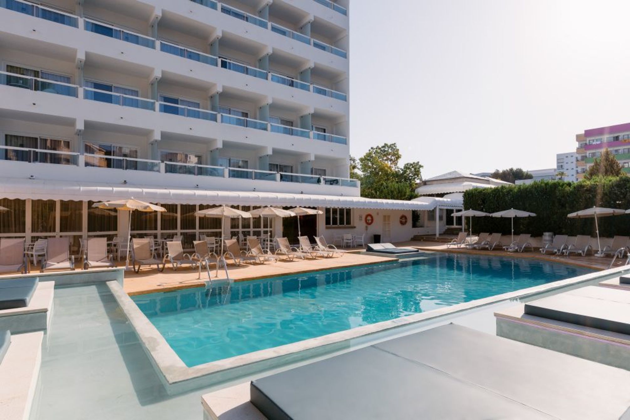 

Bari - Magaluf - Bellevue Vistanova