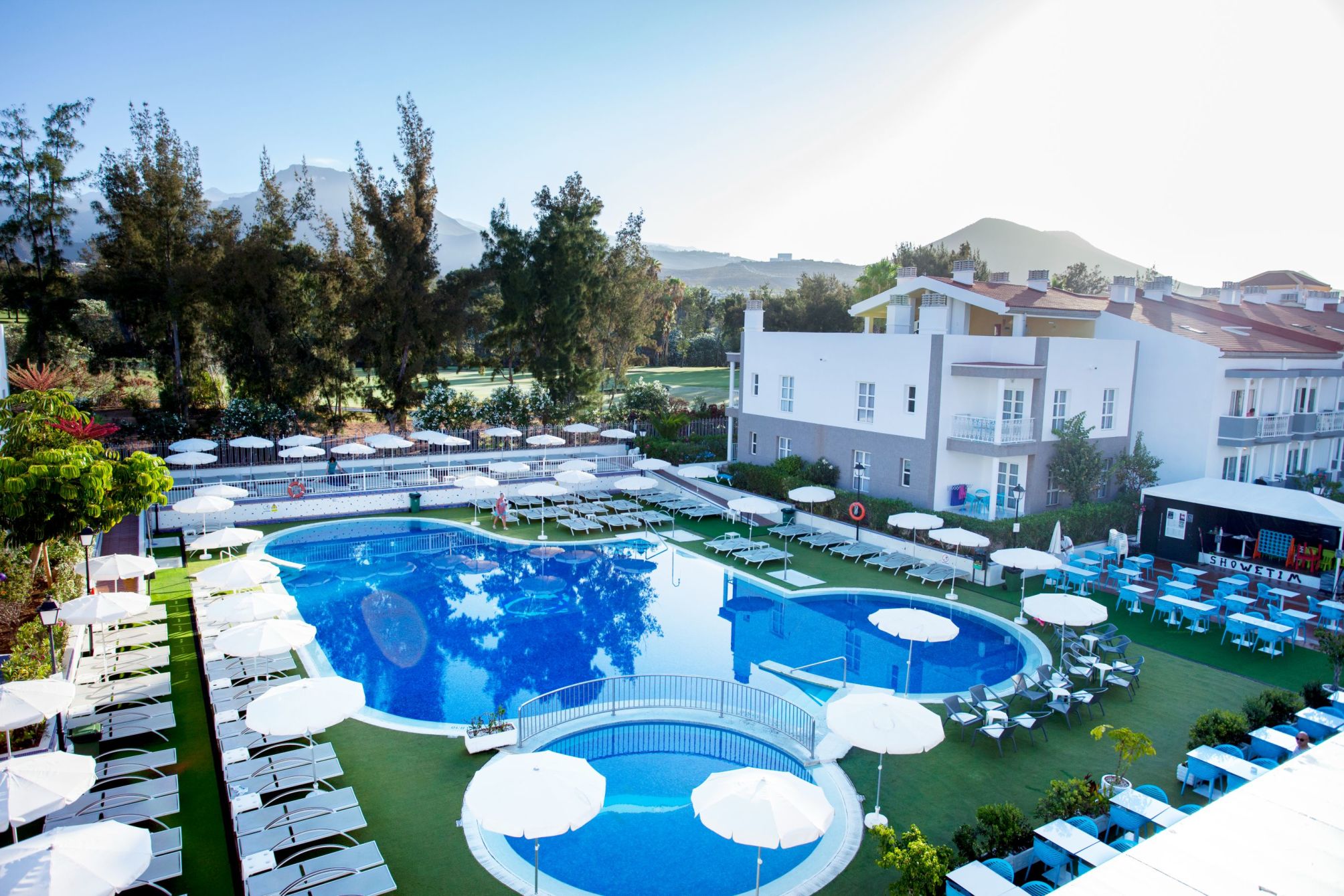 

Bari - Arona - Coral Compostela Beach Golf