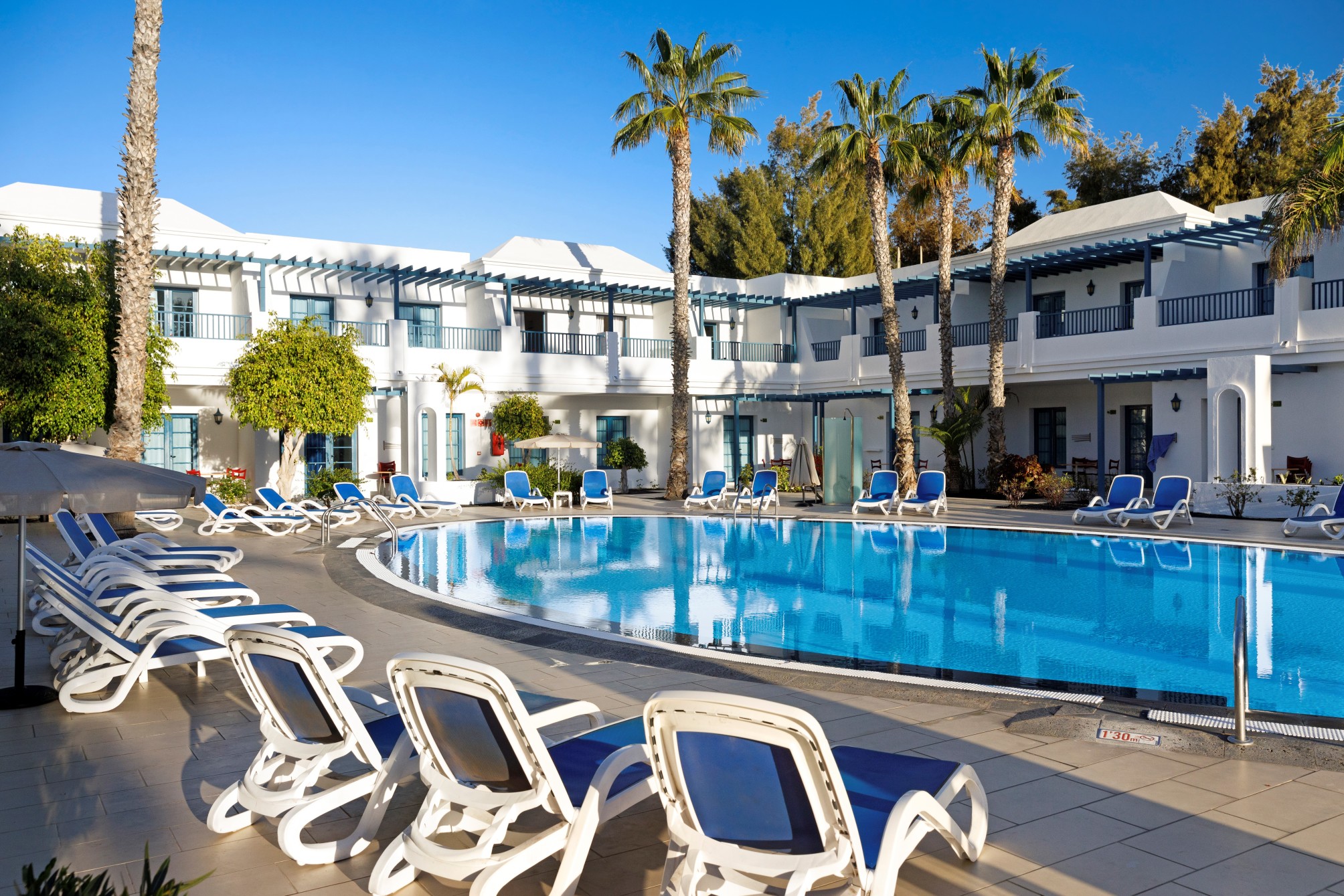 

Napoli - Playa Blanca - THB Tropical Island