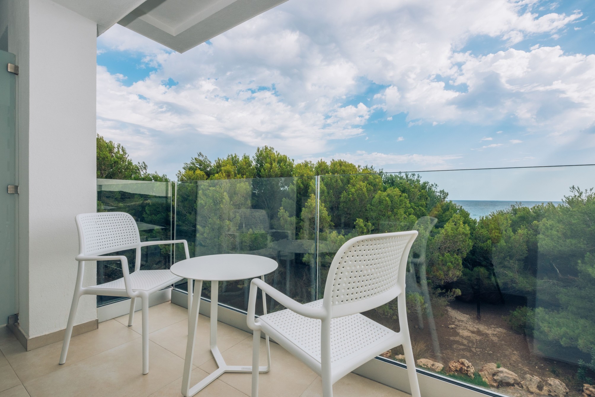 

Bari - Cala Bona - Iberostar Waves Cala Millor -Adults Only