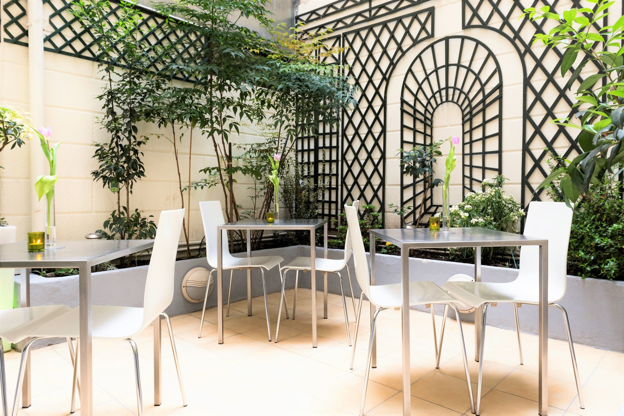 

Bologna - Clichy - Hotel Glasgow Monceau by Patrick Hayat