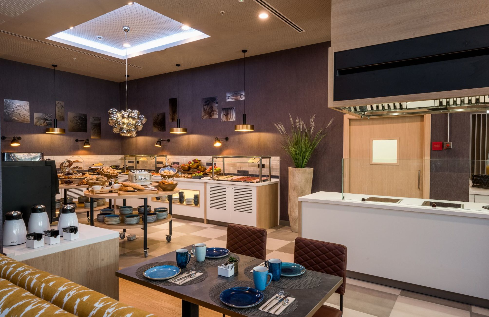 

Catania - Hospitalet de Llobregat - Leonardo Royal Hotel Barcelona Fira