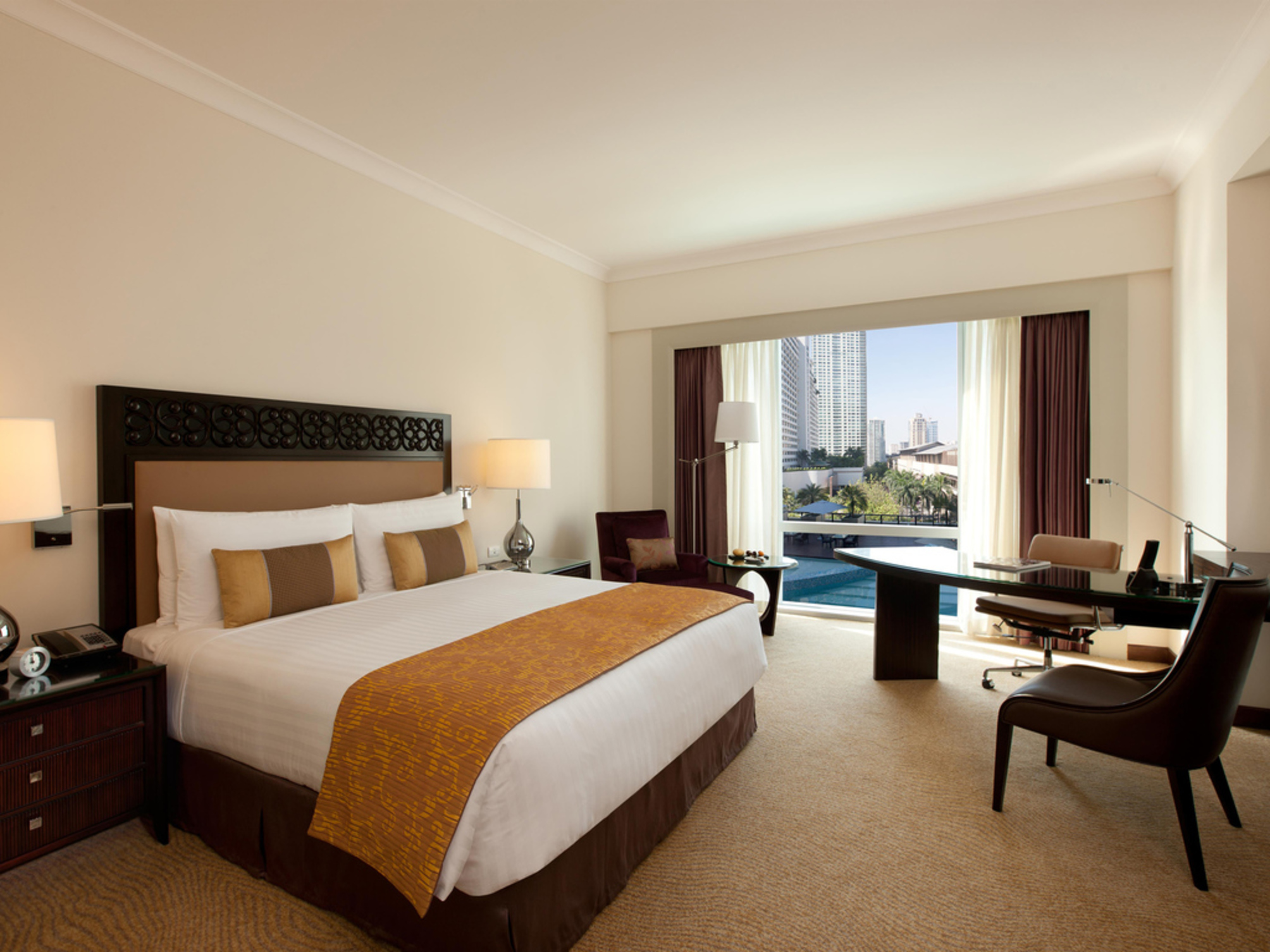 Fairmont Gold Room King Bed
