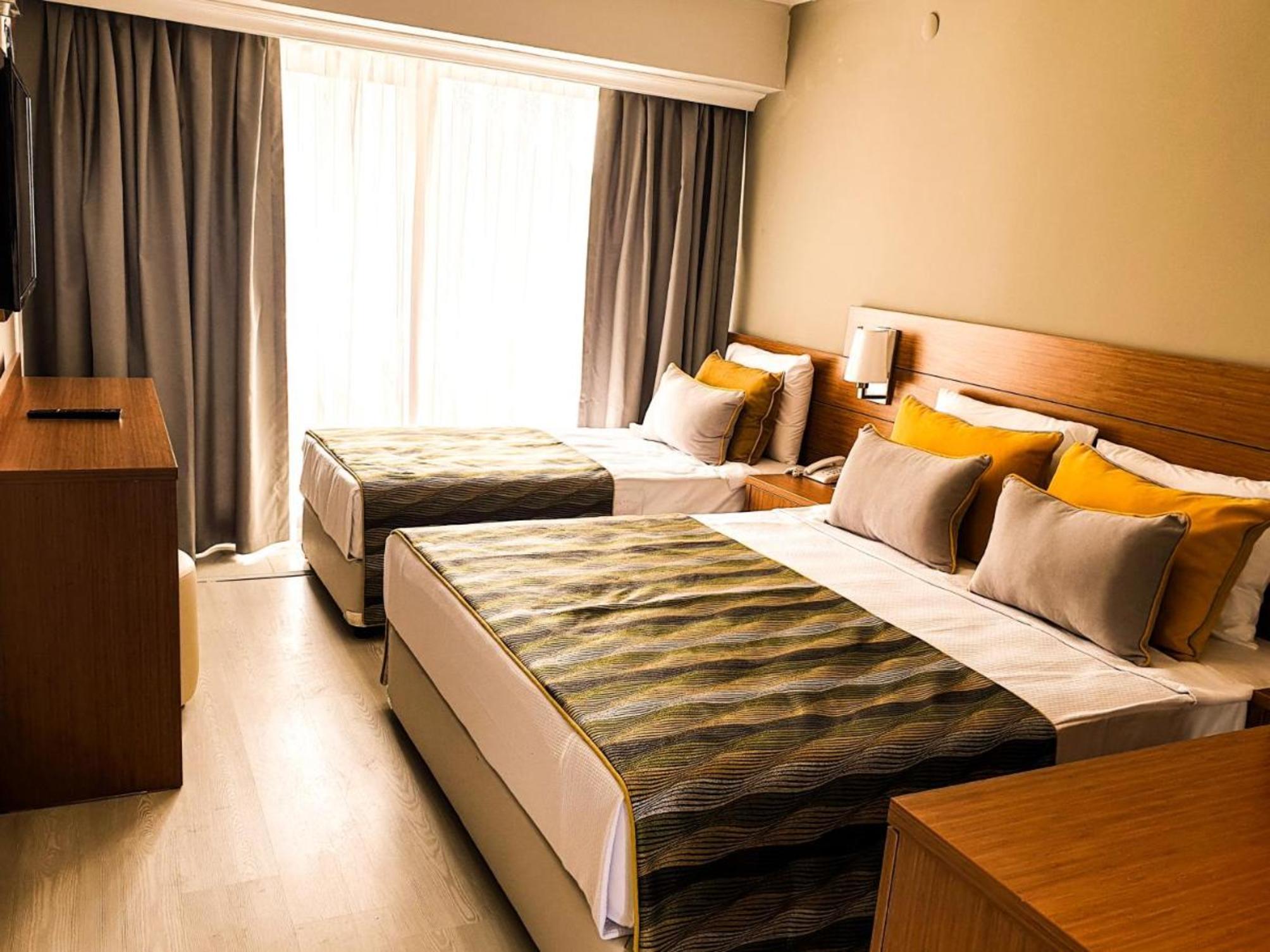 

Roma - Okurcalar - Master Family Club