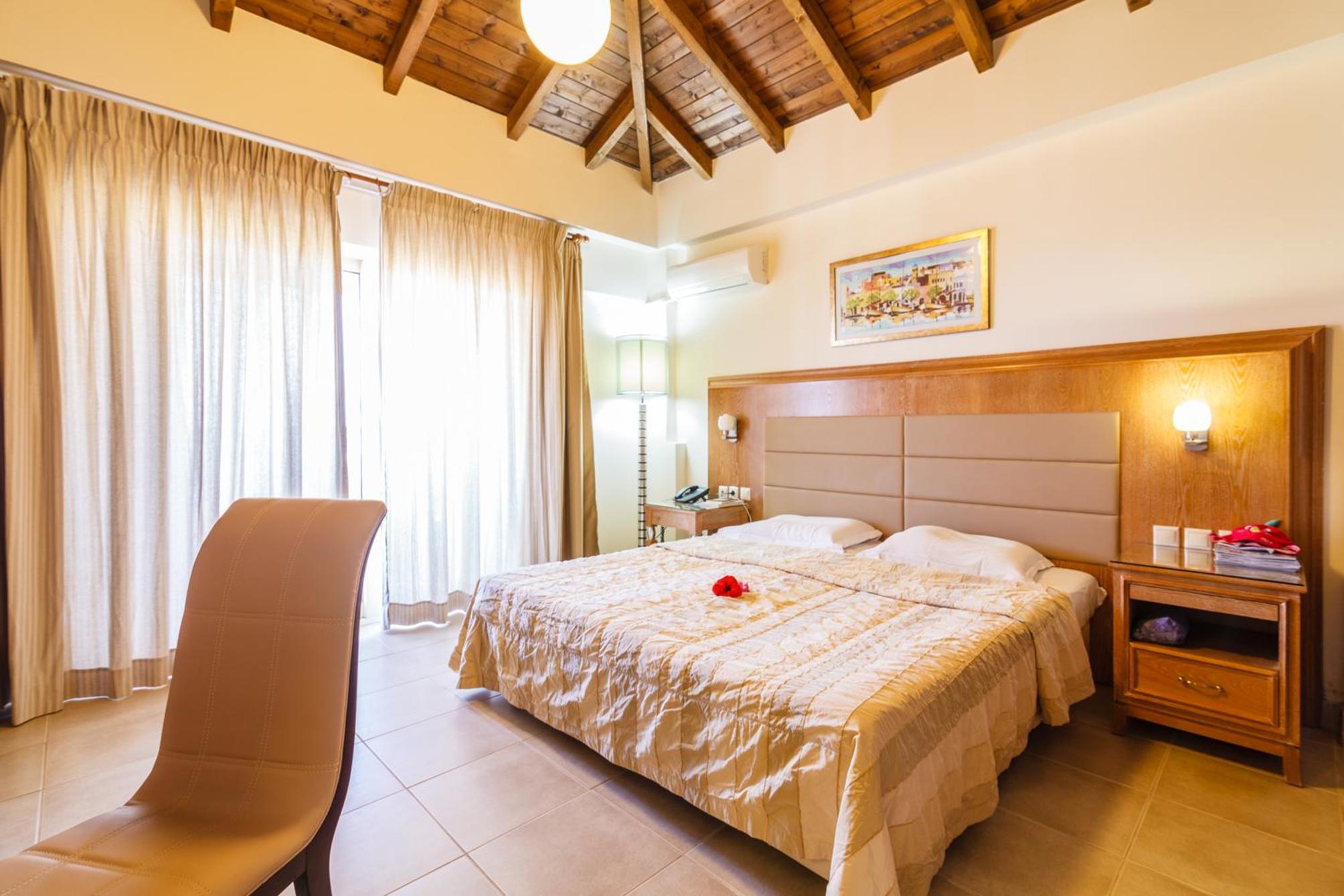 

Roma - Agios Fokas - Natura Park Village Hotel & Spa