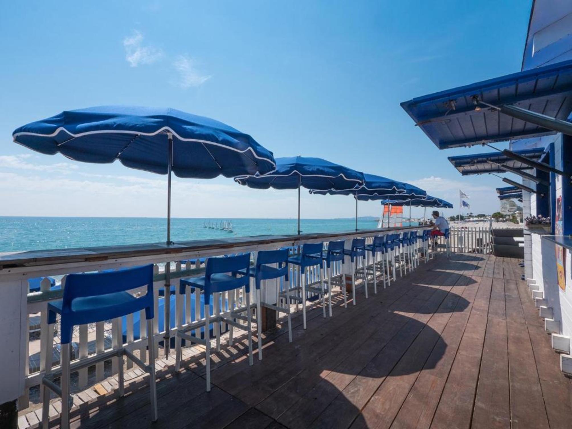 

Napoli - Antibes - Juan Les Pins - Hôtel Bahia