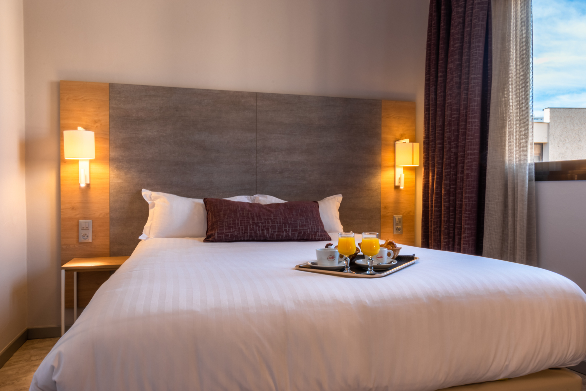 

Torino - Antibes - Juan Les Pins - Hôtel Bahia