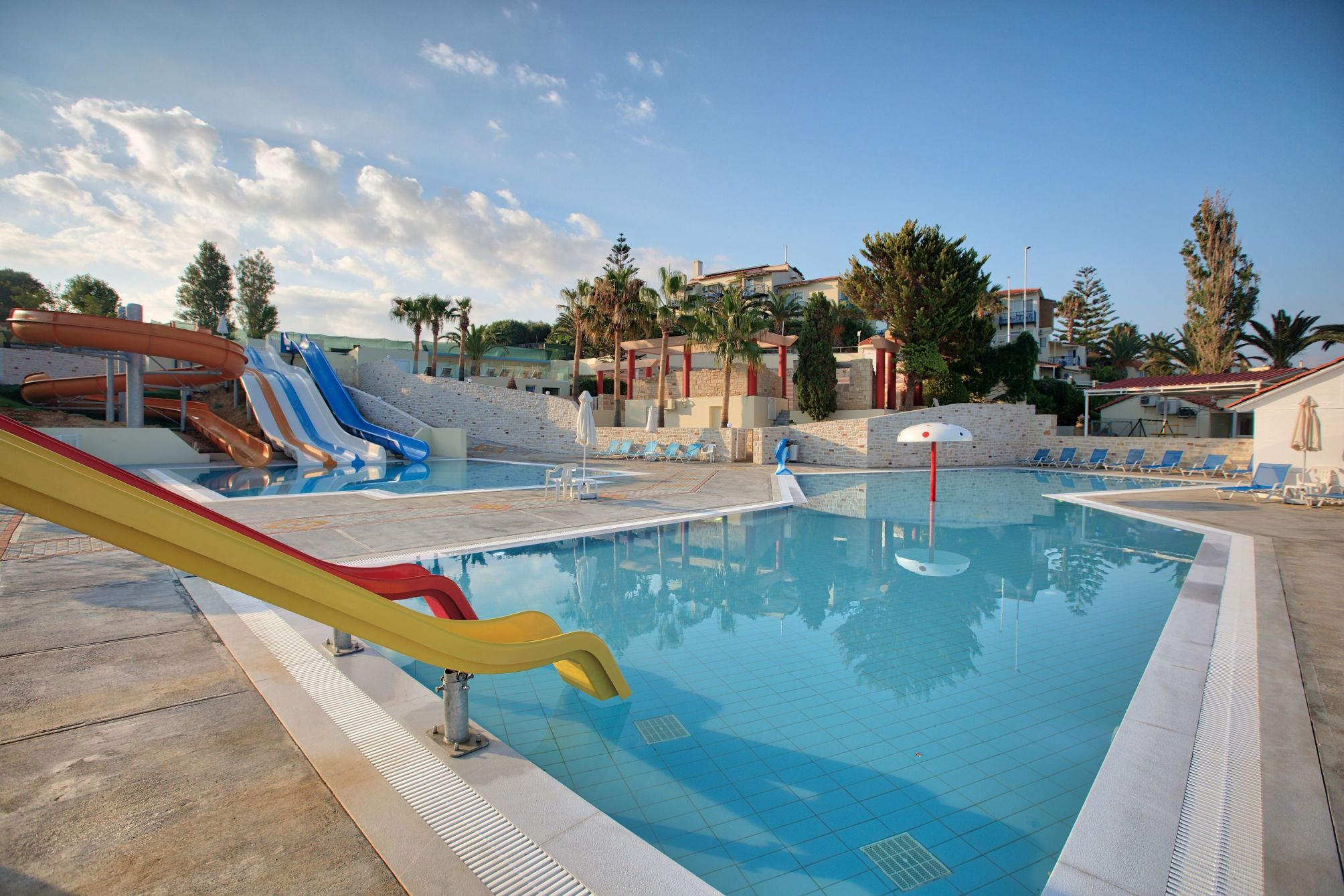 

Milano - Sfakaki - Rethymno Mare Royal & Water Park