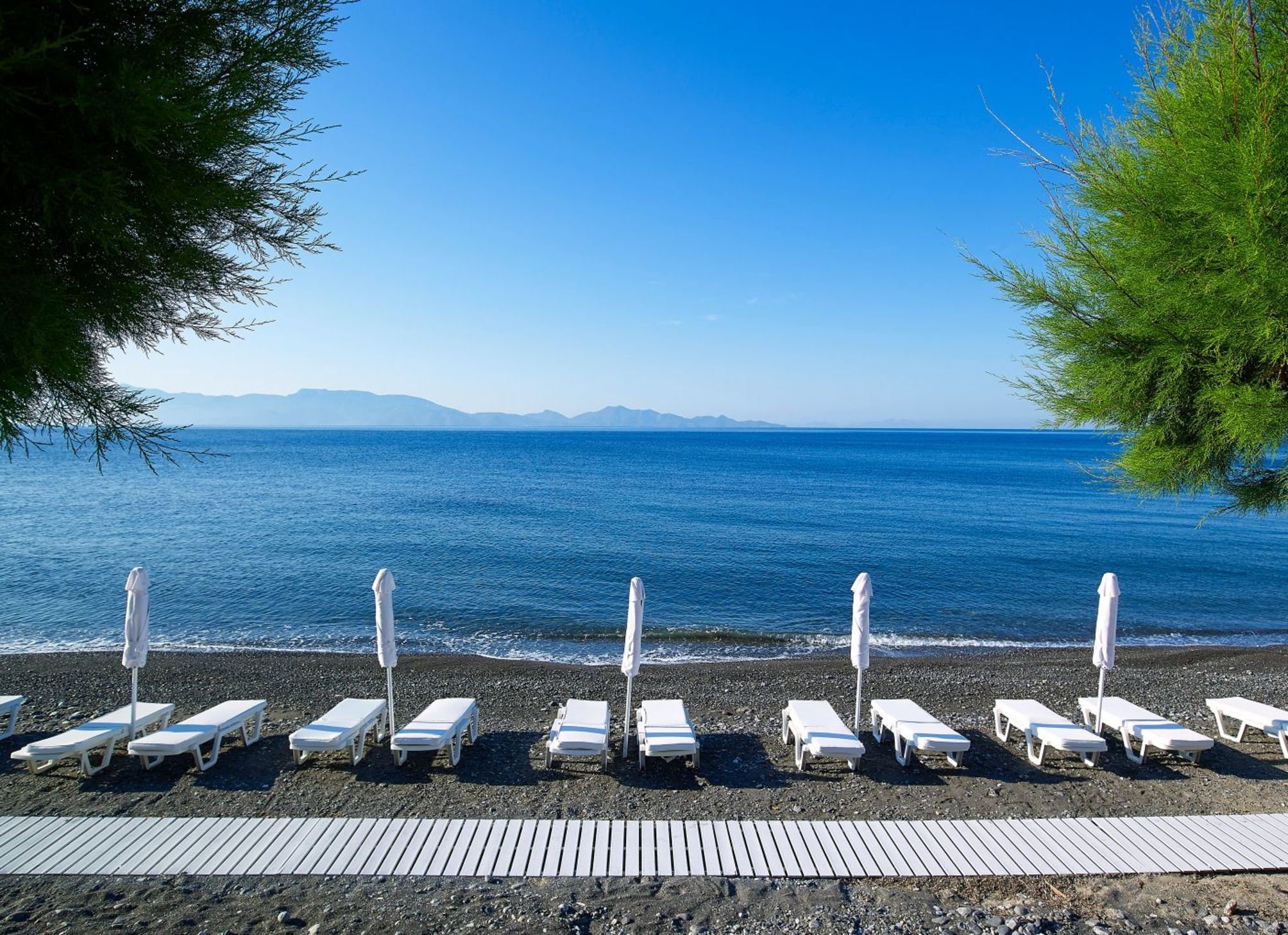 

Milano - Agios Fokas - Dimitra Beach Hotel & Suites