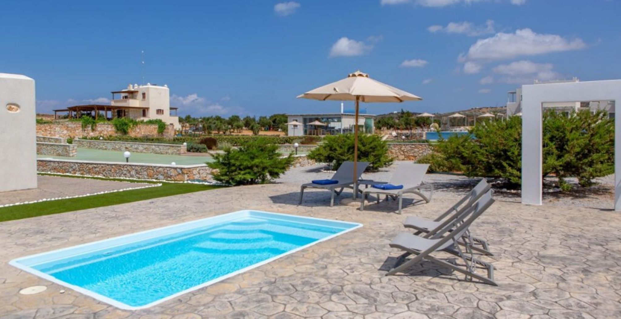 

Napoli - Pirgaki - Sun and Moon Villas