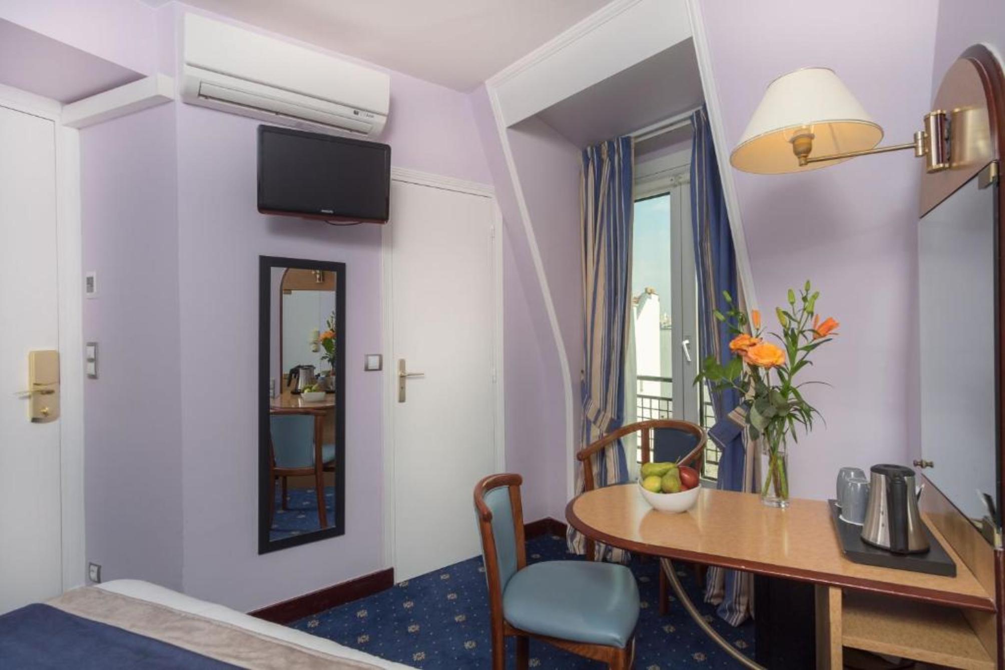 

Genova - Ivry-sur-Seine - Hotel Virgina