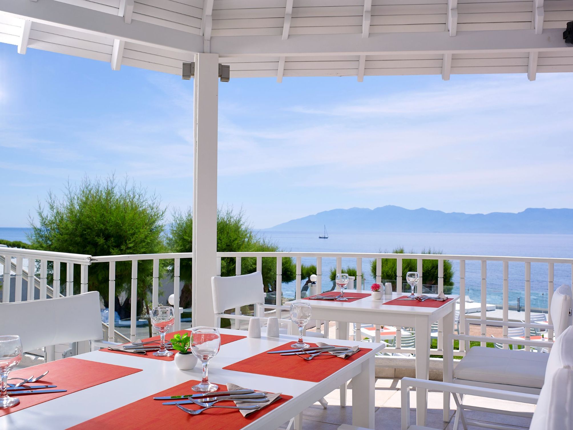 

Pisa - Agios Fokas - Dimitra Beach Hotel & Suites