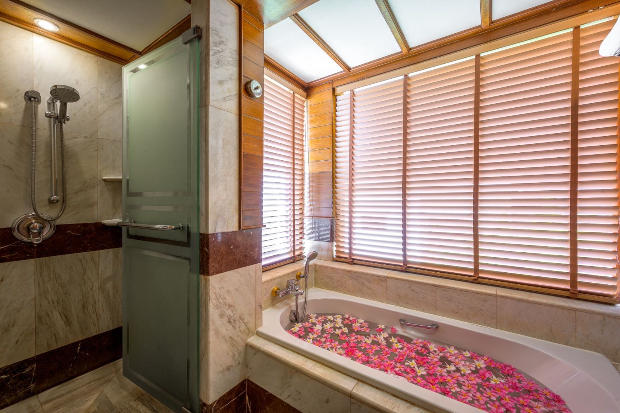 

Venezia - Bang Tao Beach - Thavorn Beach Village Resort & Spa Phuket