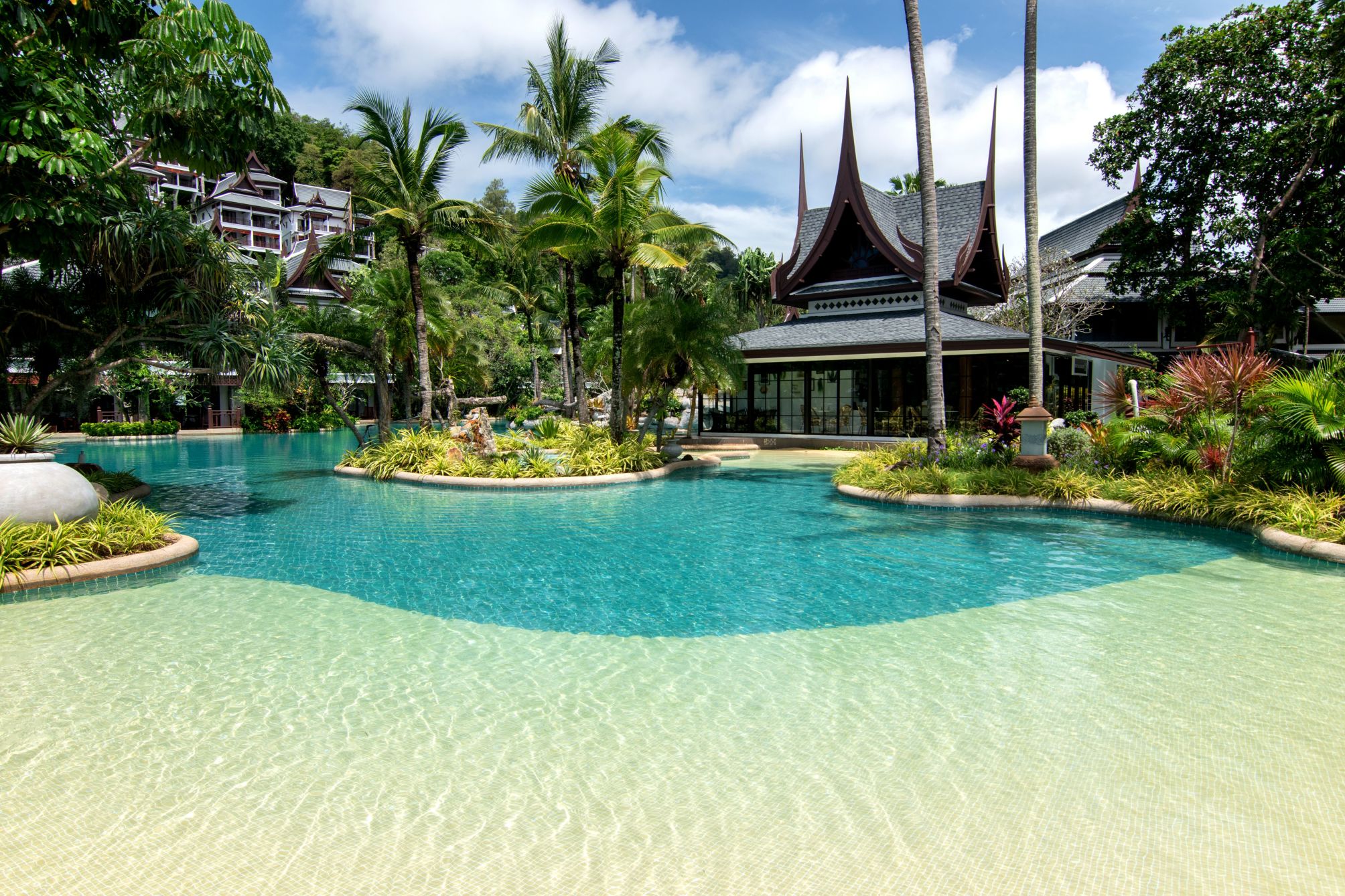 

Bologna - Patong Beach - Thavorn Beach Village Resort & Spa Phuket