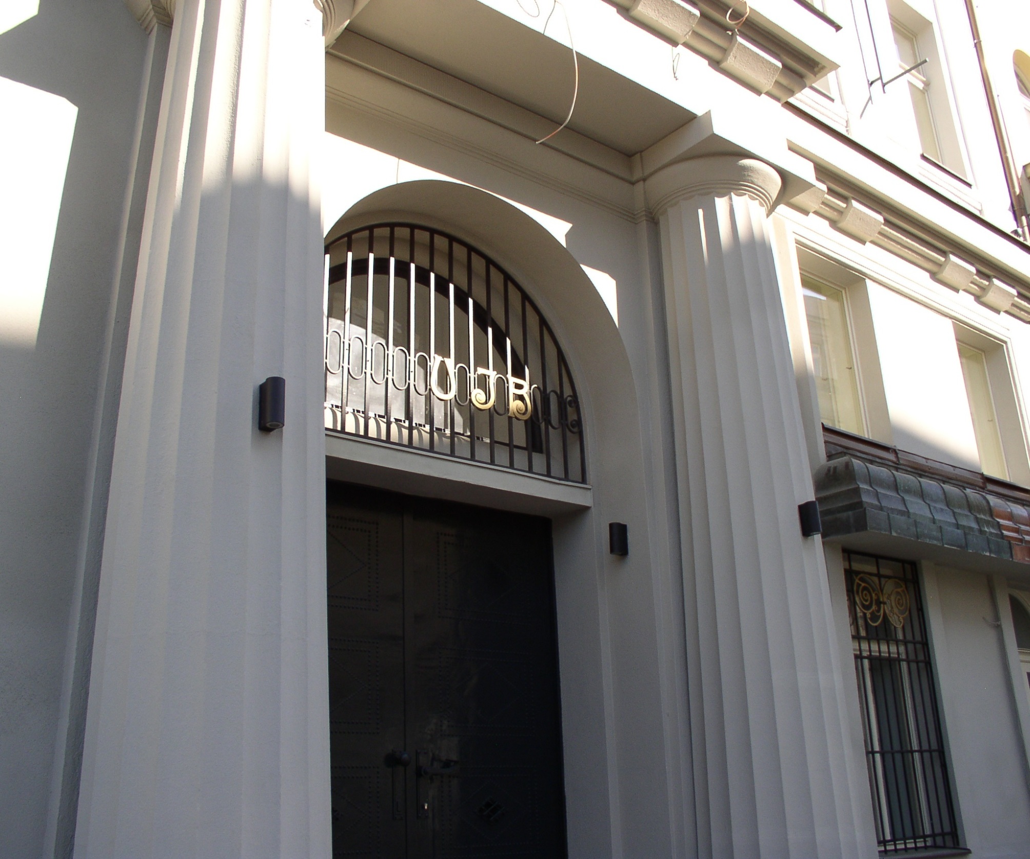 

Lamezia Terme - Praga - The Gold Bank