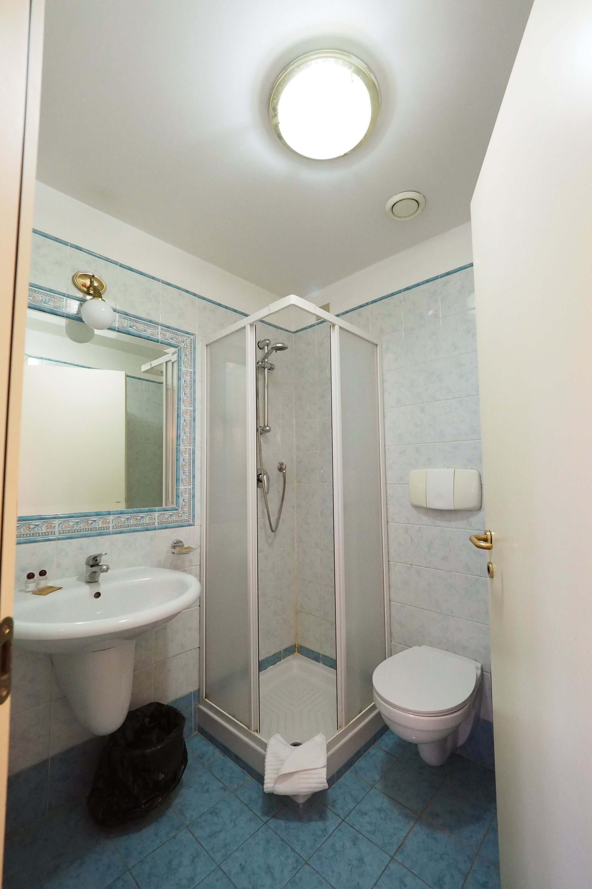 

Brindisi - Roma - Hotel Laura