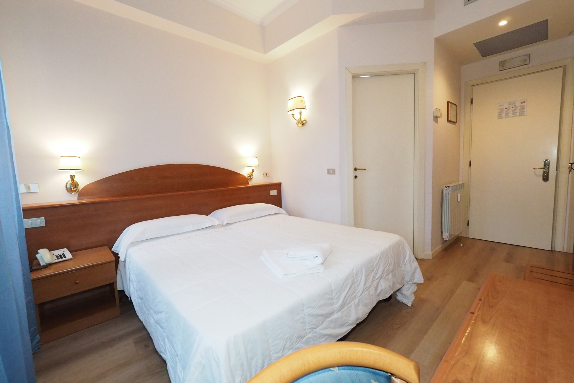

Lamezia Terme - Roma - Hotel Laura