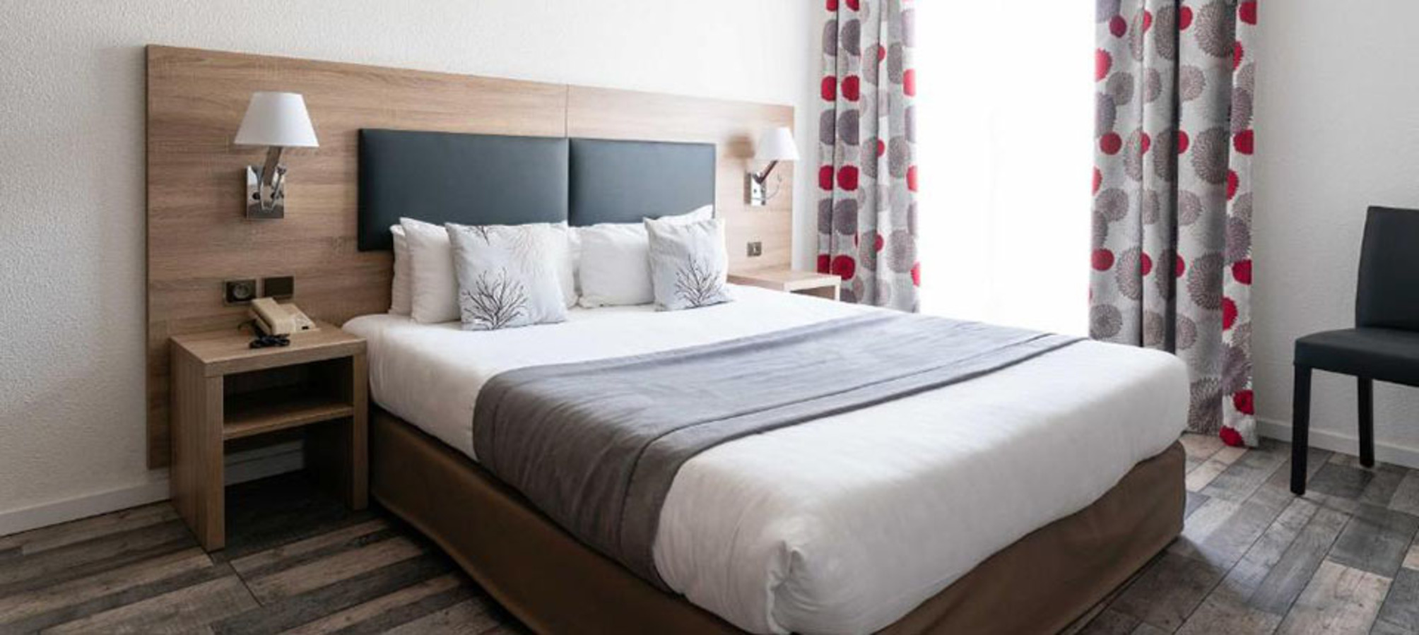 

Roma - Antibes - Juan Les Pins - Adonis Cannes - Hôtel Thomas
