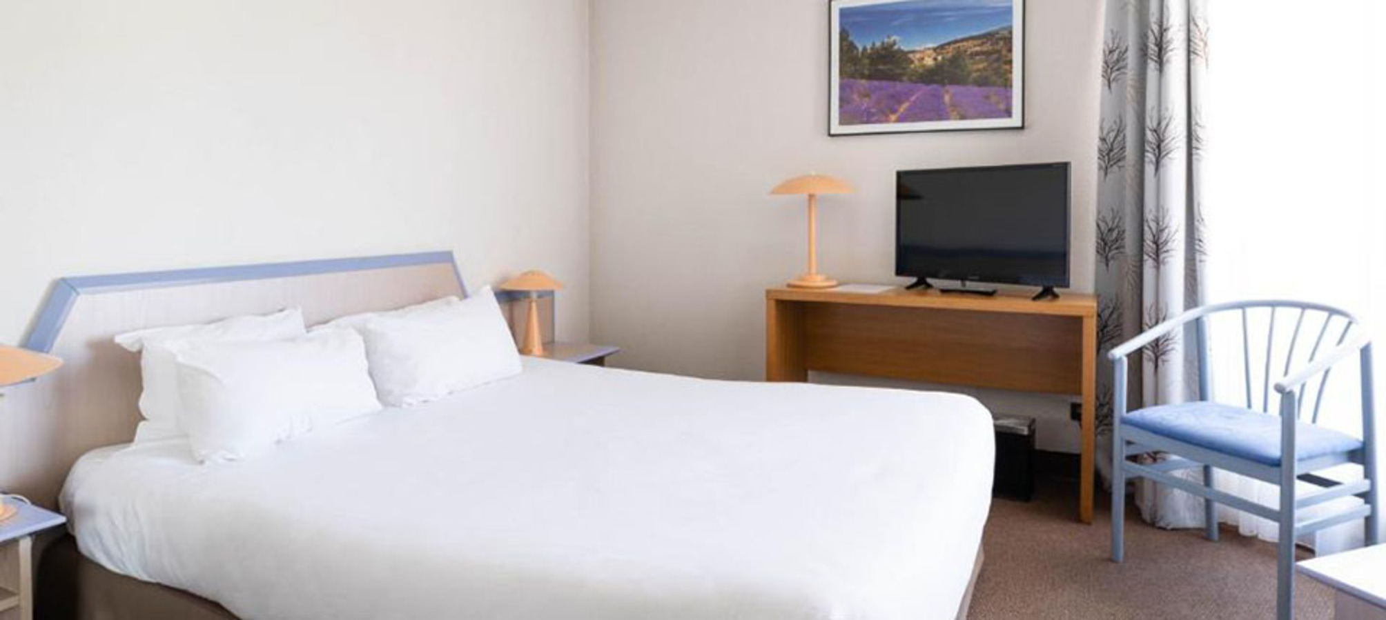 

Roma - Mandelieu La Napoule - Adonis Cannes - Hôtel Thomas
