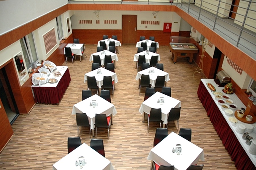 

Salerno - Budapest - Atlantic Hotel