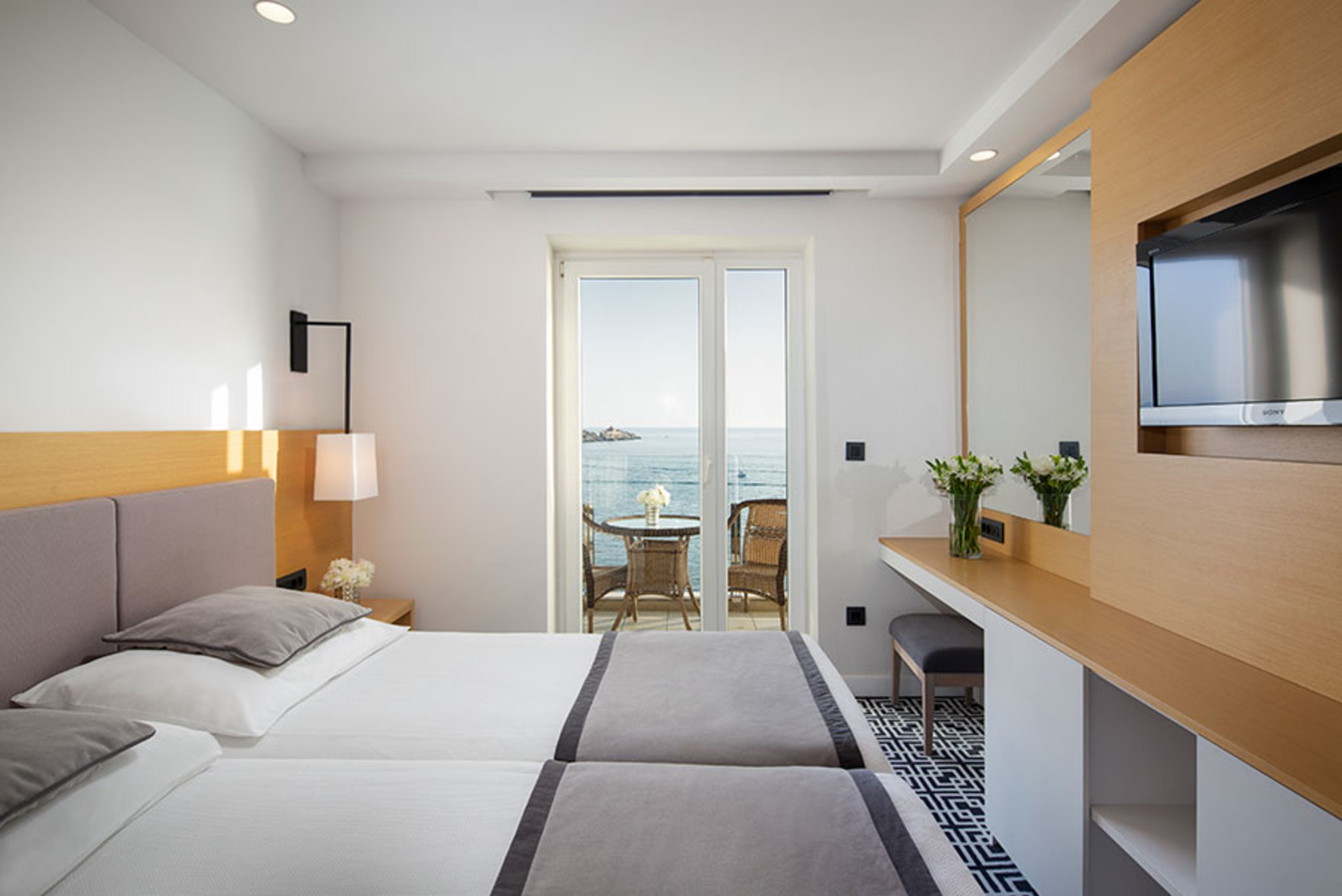 

Roma - Zaton (Dubrovnik) - Royal Neptun Hotel