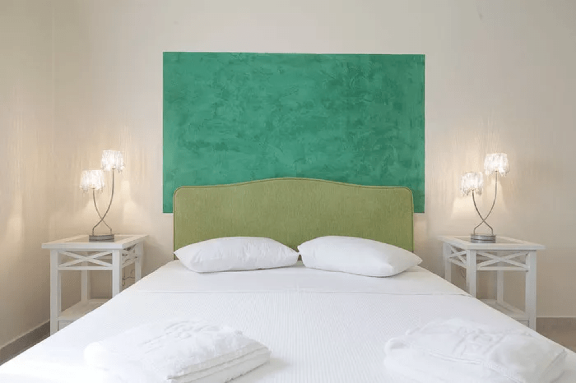 

Milano - Sani Beach - Sunny Hill Studios